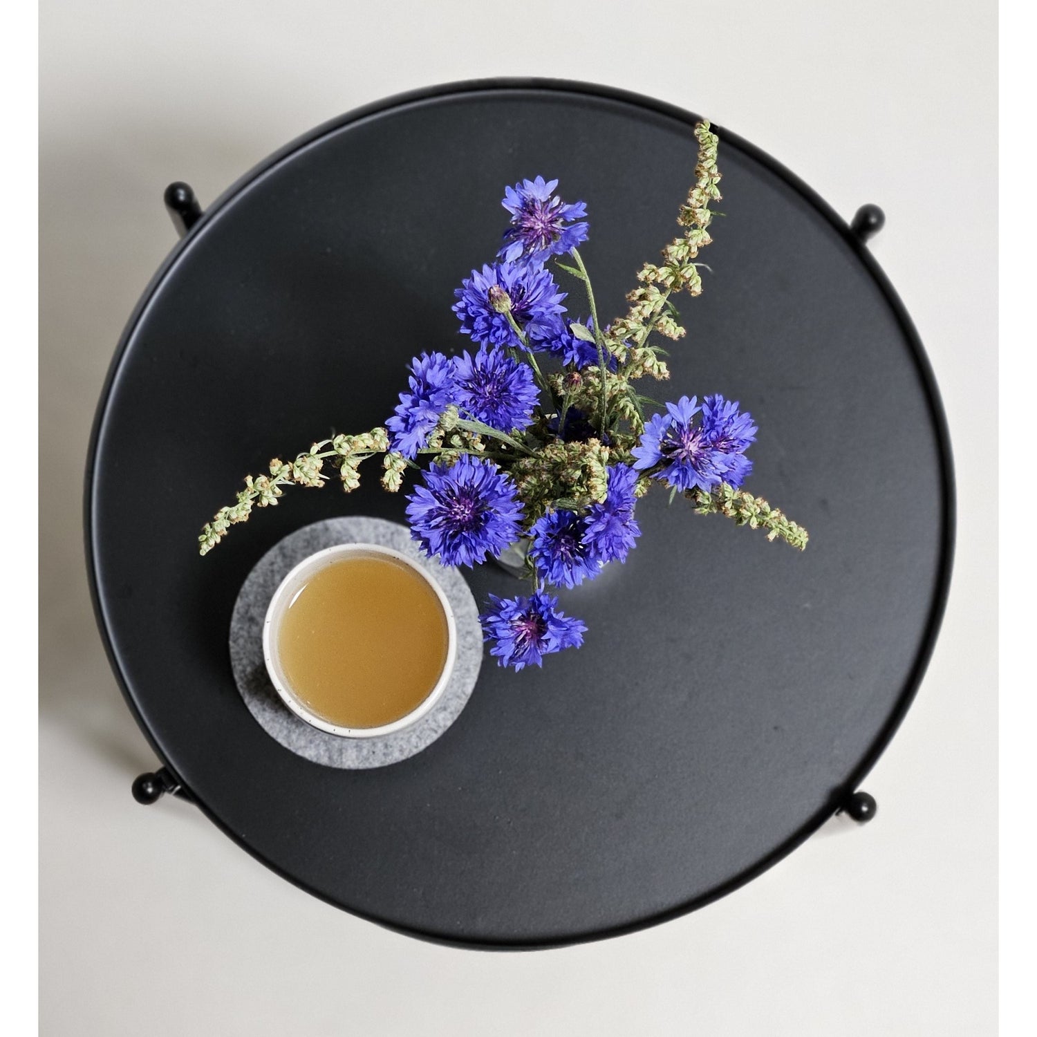 Side table coffee table decorative table telephone table bedside table black metal round