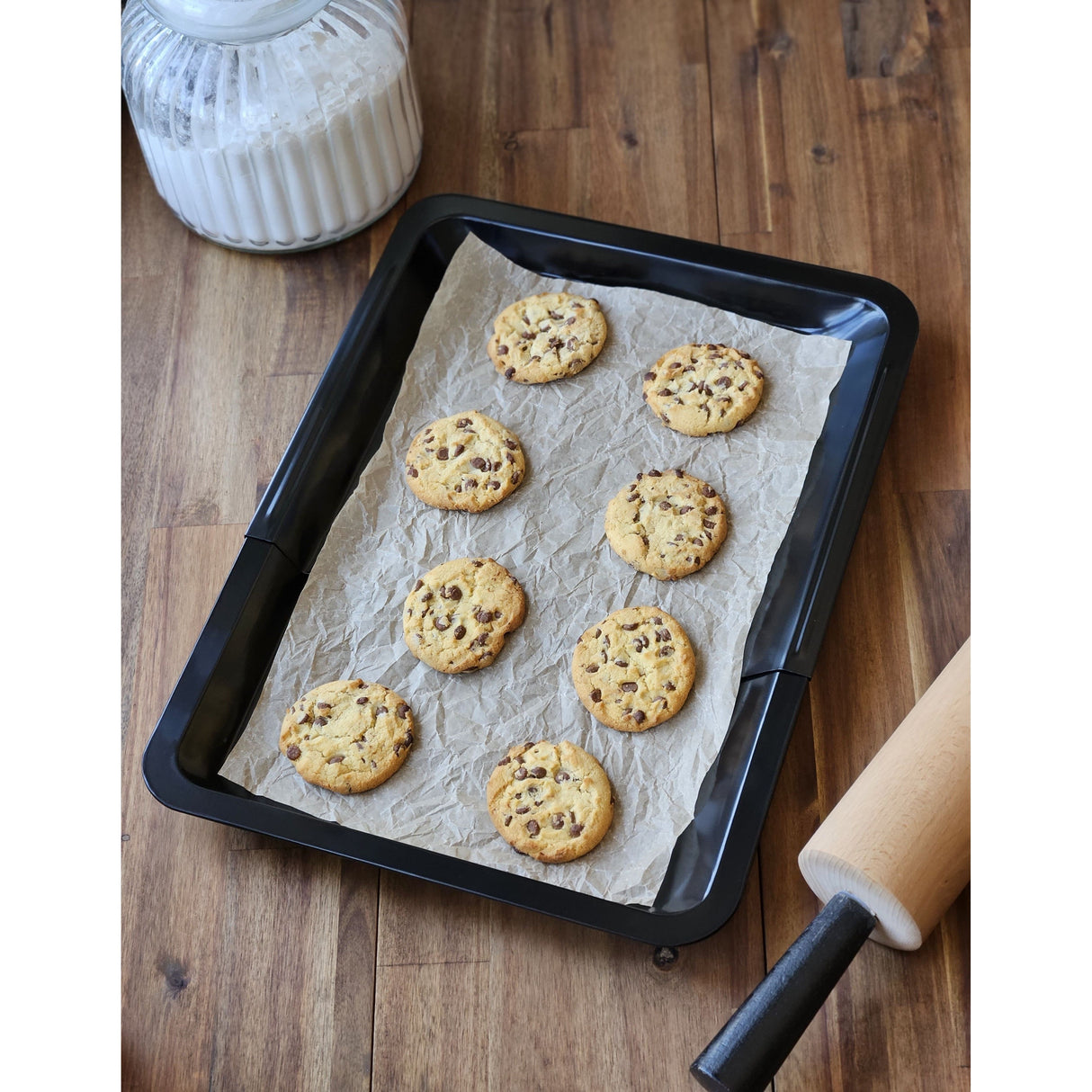 Extendable baking tray, non-stick coated, carbon steel, metal, 33 x 33 - 52 cm, black