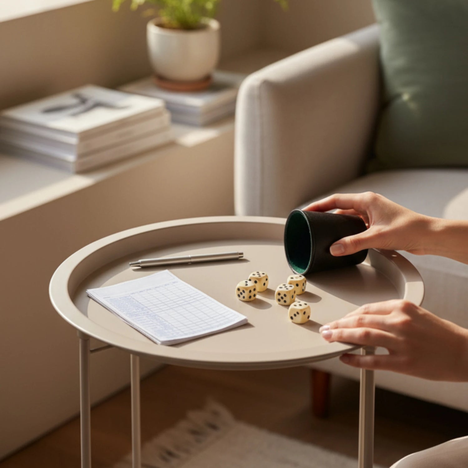 Beistelltisch Metalltisch beige rund 37x42 cm mit Tablett Tisch Ablagefläche Couchtisch