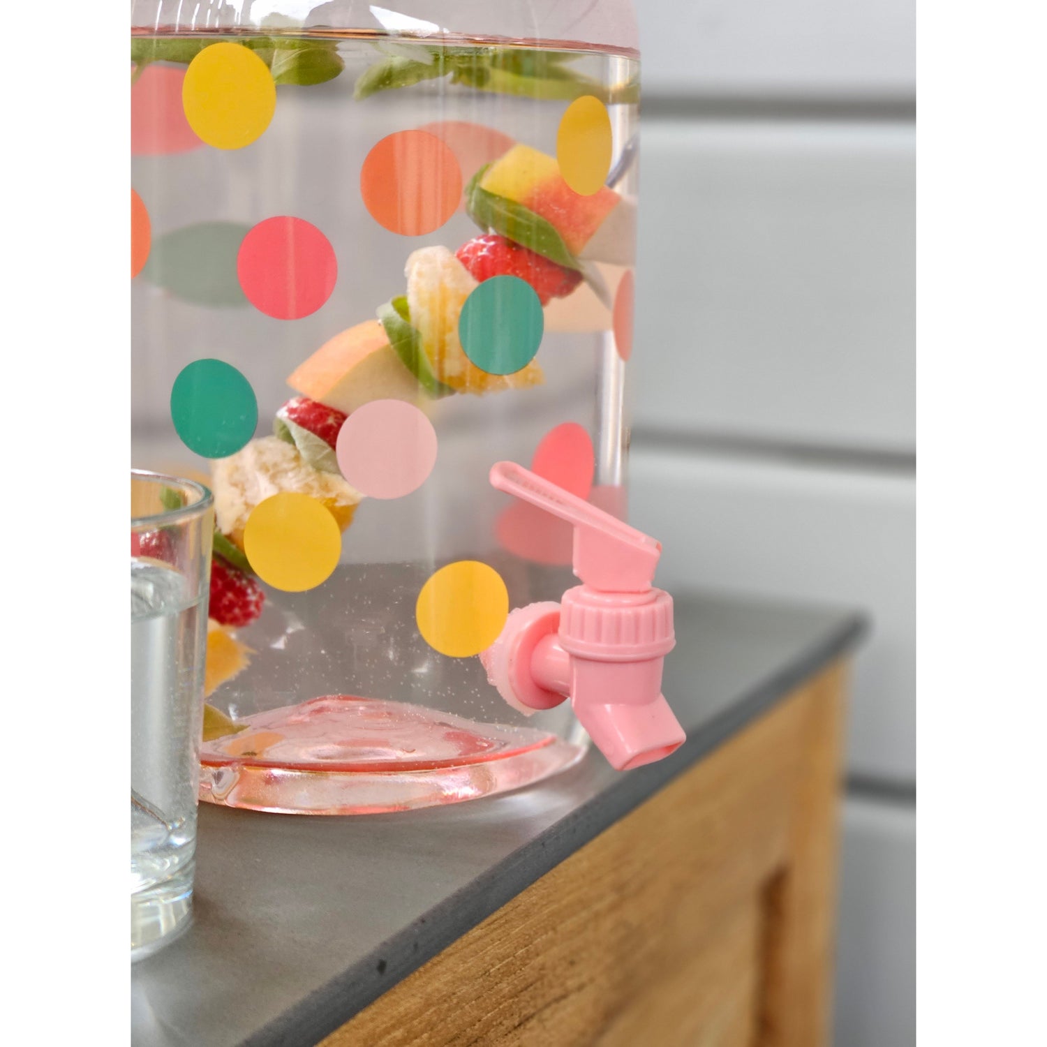 Juice dispenser drinks dispenser with tap 3.75 liters plastic water dispenser