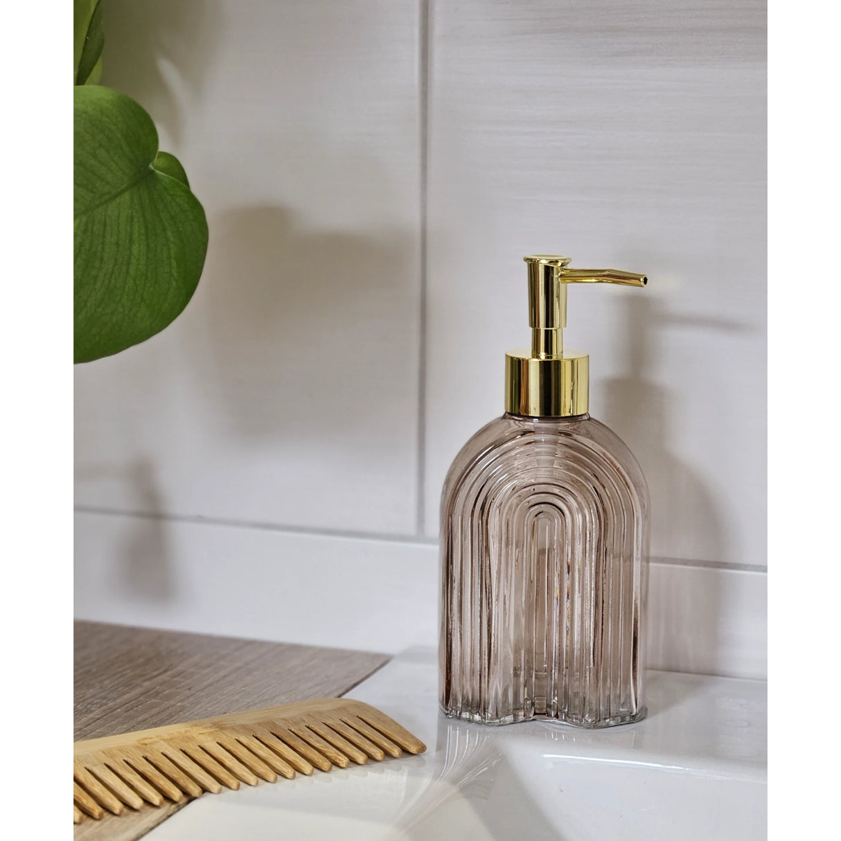 Seifenspender Retro braun beige gold Glas Pumpkopf Flüssigseifenspender 19 cm