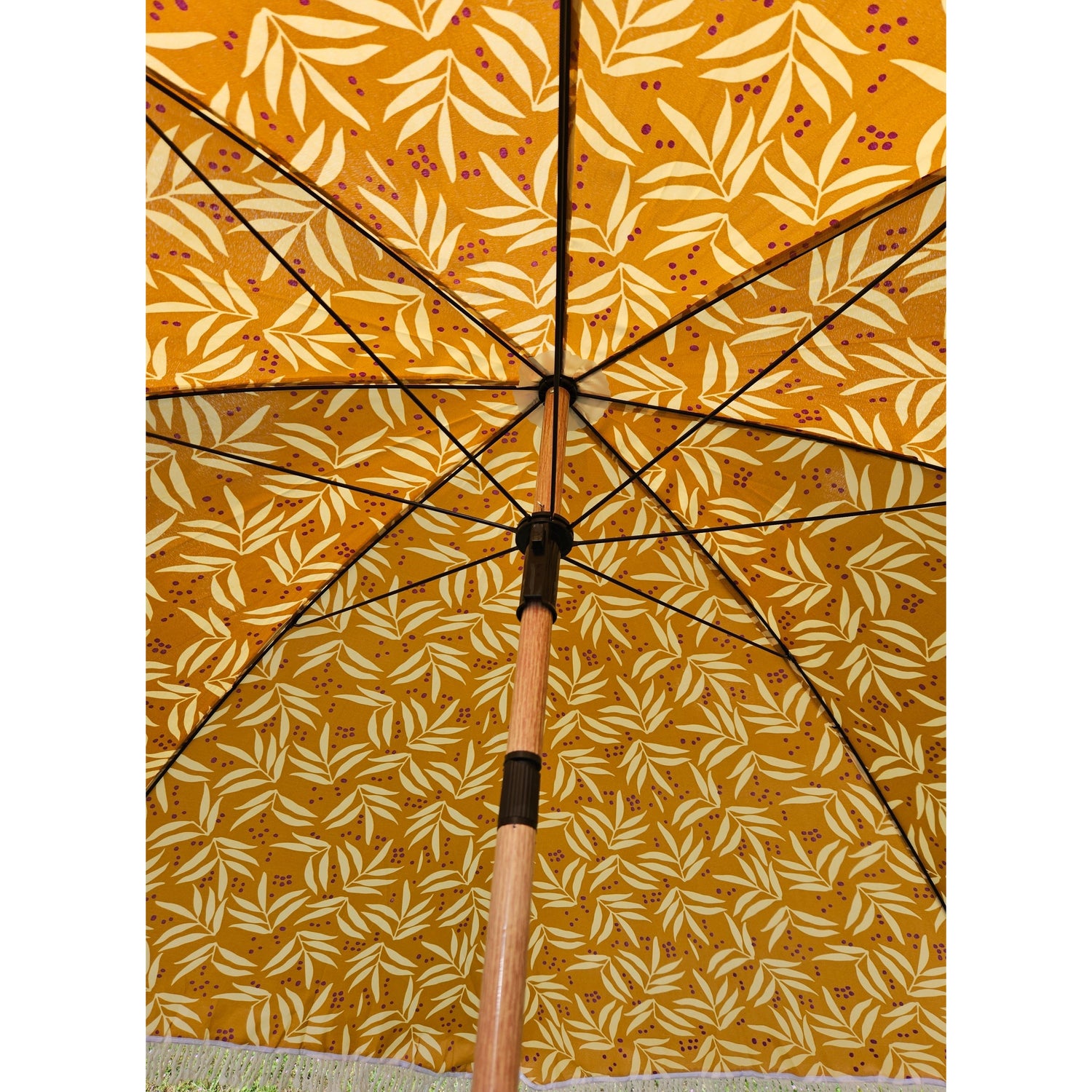 Parasol beach umbrella UV protection with bag fringes yellow Ø 170 cm