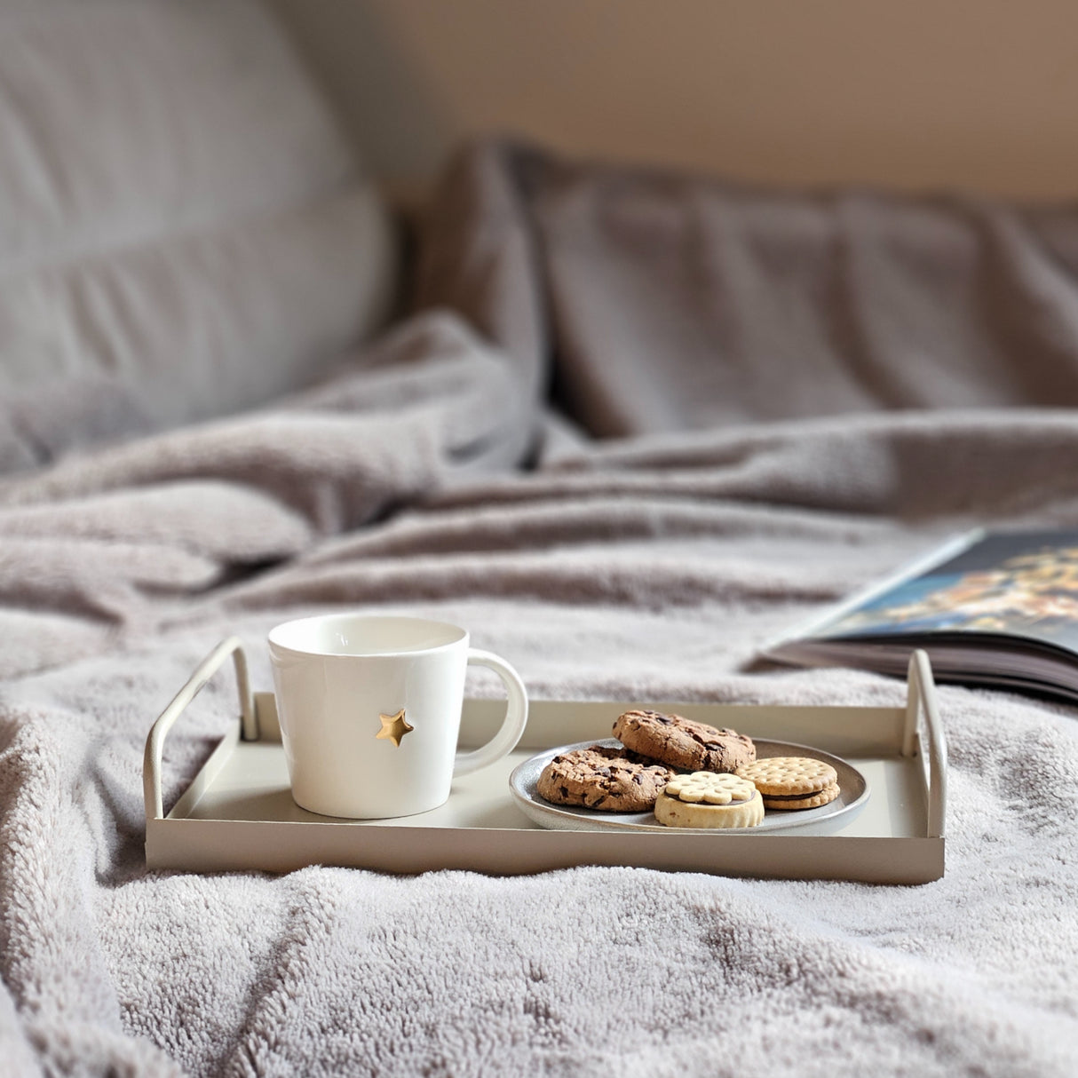 Tablett Metall 2er Set Beige Modern Serviertablett Dekotablett 38x28 u 30x20 cm Sand