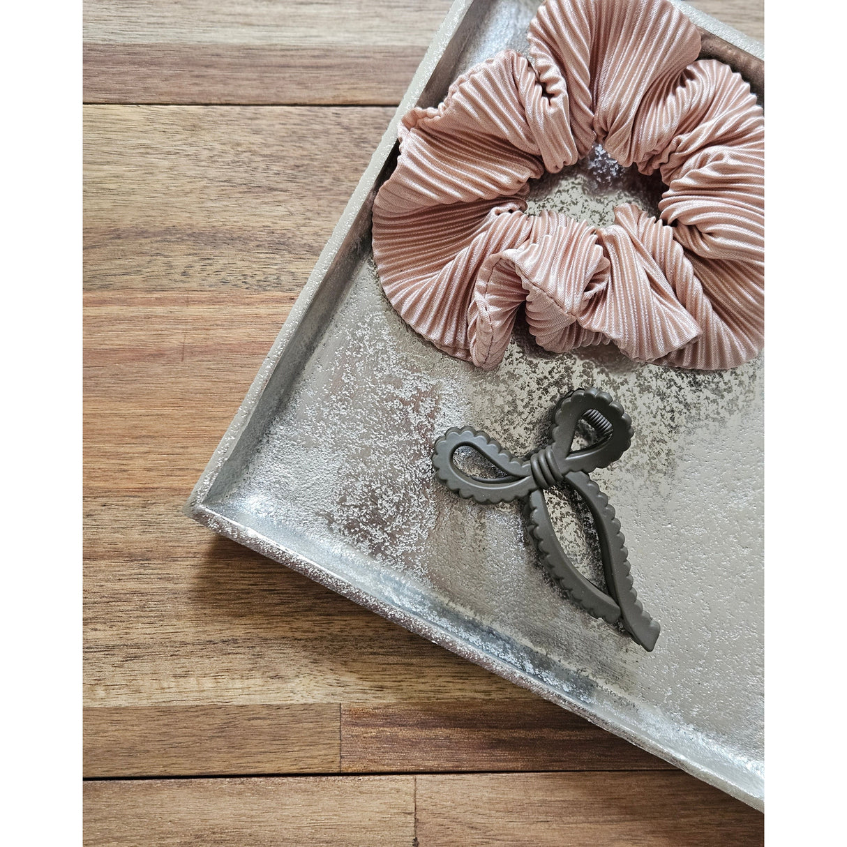 Tray decorative plate silver metal solid table decoration bowl decorative bowl 20x20 cm