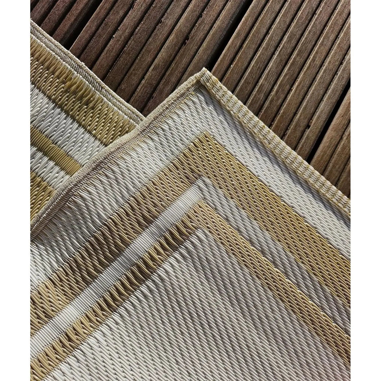 Teppich Outdoor Balkonteppich außen Balkon Terrasse beige weiß 150 x 90 cm - Balkonteppich