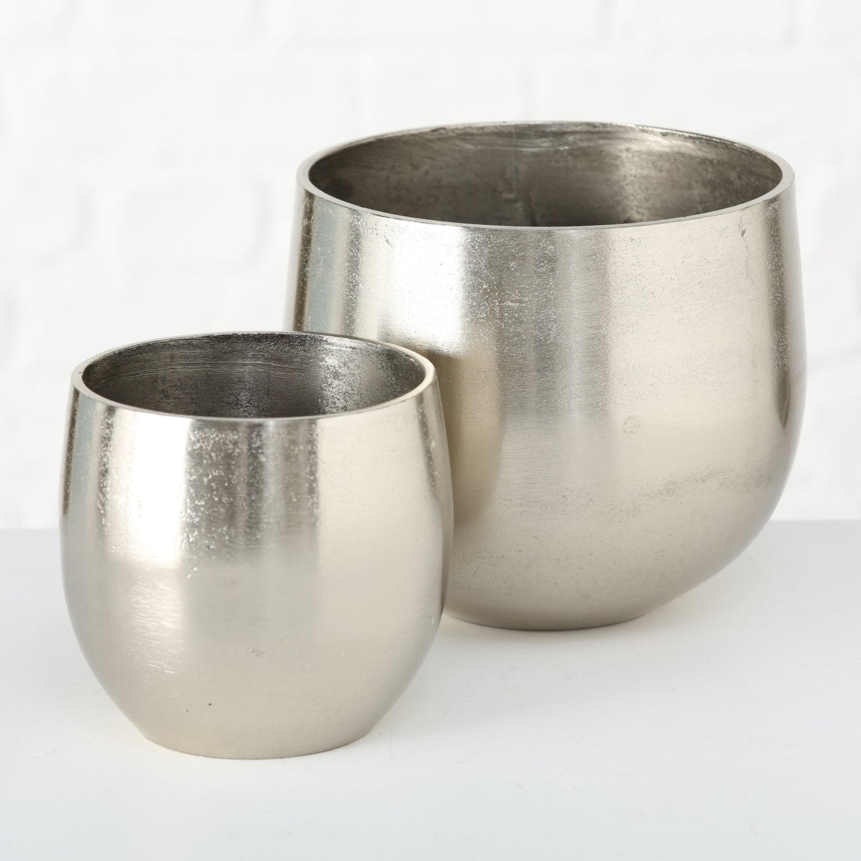 Planter flowerpots silver plant pot decoration set of 2 shiny round