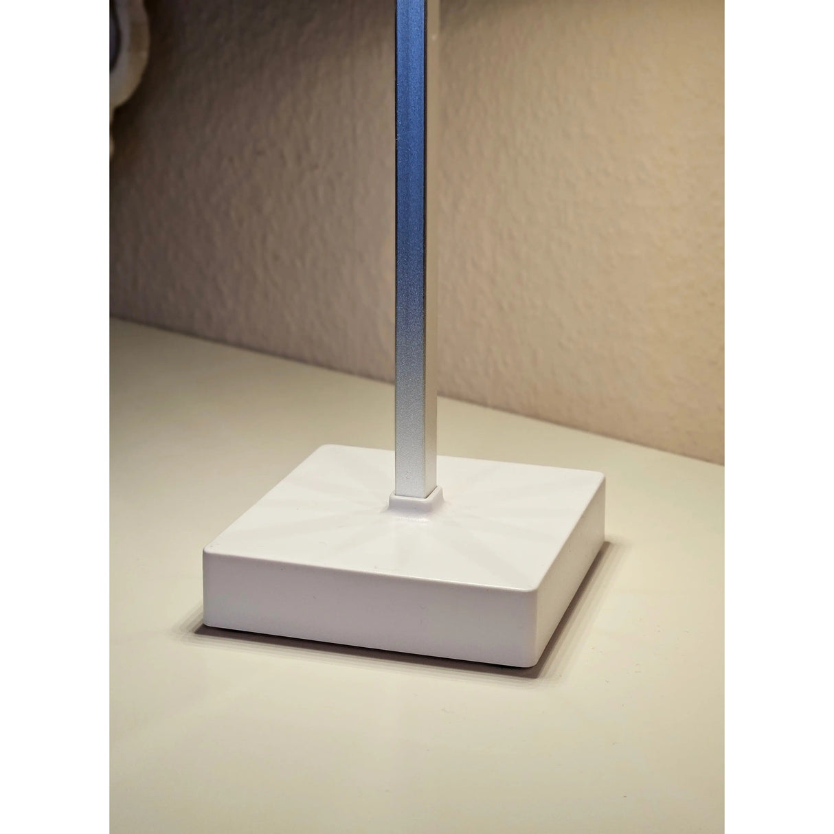 Table lamp touch dimmable LED lamp light white silver wireless height 26 cm