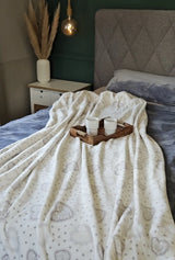 Kuscheldecke Decke Tagesdecke Herz 150x200 cm Creme Grau Beige Rot Wohndecke - Wohndecke